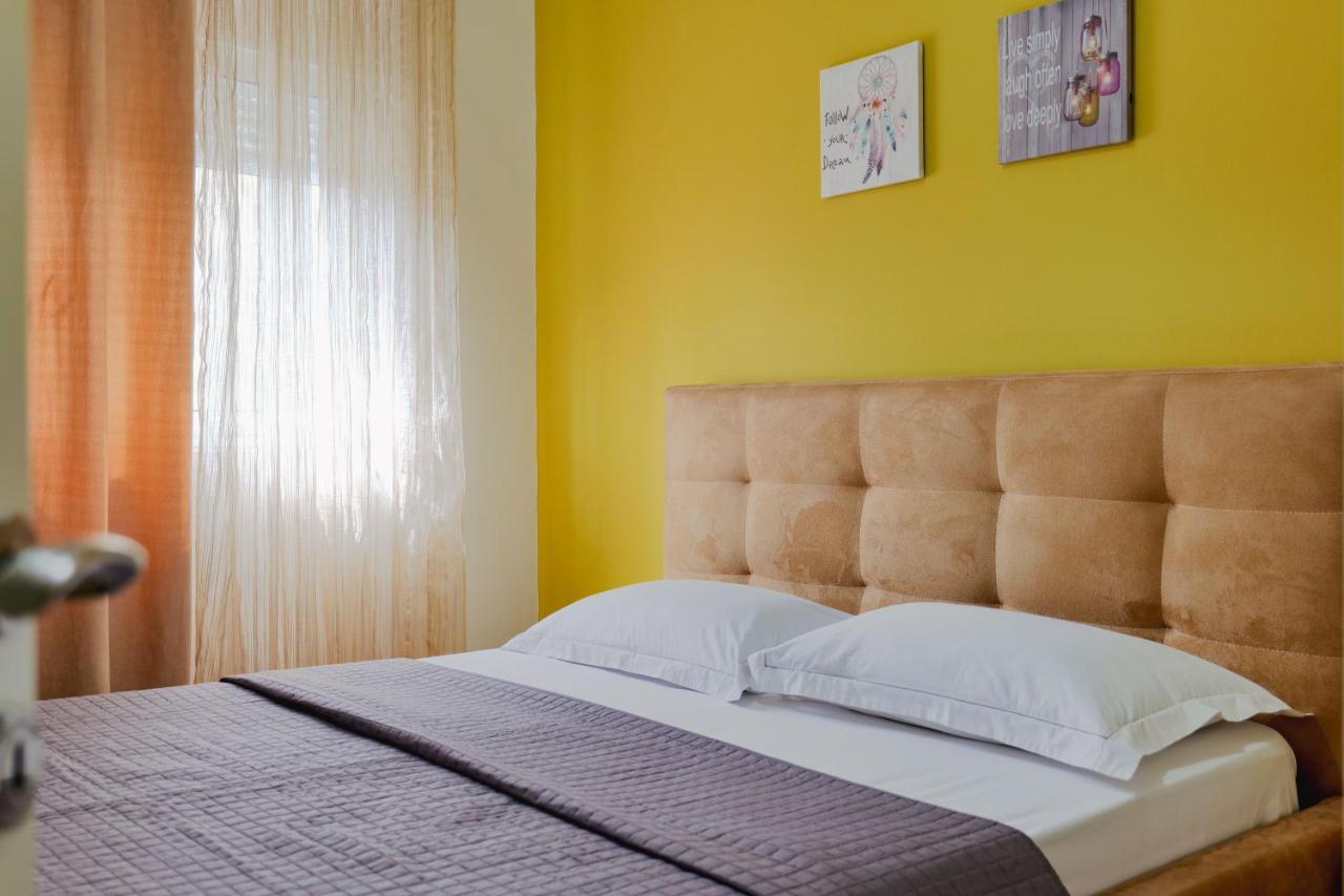 Eden Suites & Apartments ساراندا المظهر الخارجي الصورة